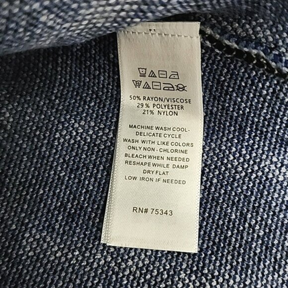 Tahari Women's Knit Blue White Plaid Pullover Sweater Mock Neck Size 1X - Picture 6 of 9